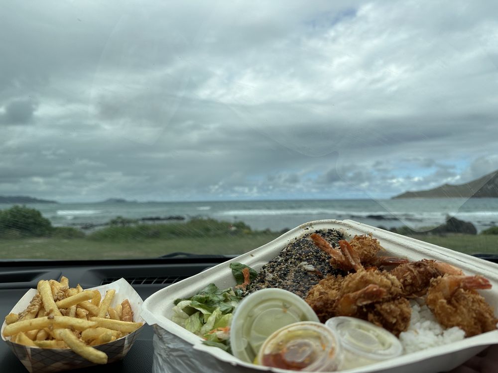 Ono Steaks & Shrimp Shack logo